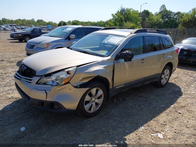 45011900 :رقم المزاد ، 4S4BRBGC1A3356303 vin ، 2010 Subaru Outback 2.5i Premium مزاد بيع