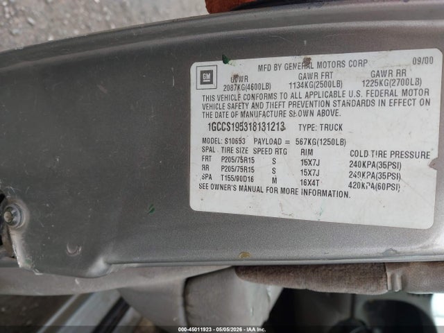 45011923 :رقم المزاد ، 1GCCS195318131213 vin ، 2001 Chevrolet S-10 Ls مزاد بيع
