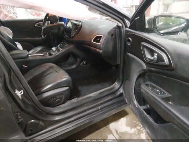 1C3CCCCG9FN517117 Chrysler 200 C
