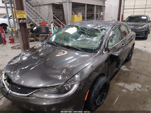 1C3CCCCG9FN517117 Chrysler 200 C