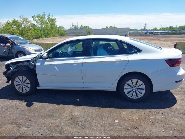 Продаж на аукціоні авто 2019 Volkswagen Jetta 1.4t R-line/1.4t S/1.4t Se, vin: 3VWC57BU6KM049207, номер лоту: 45011996