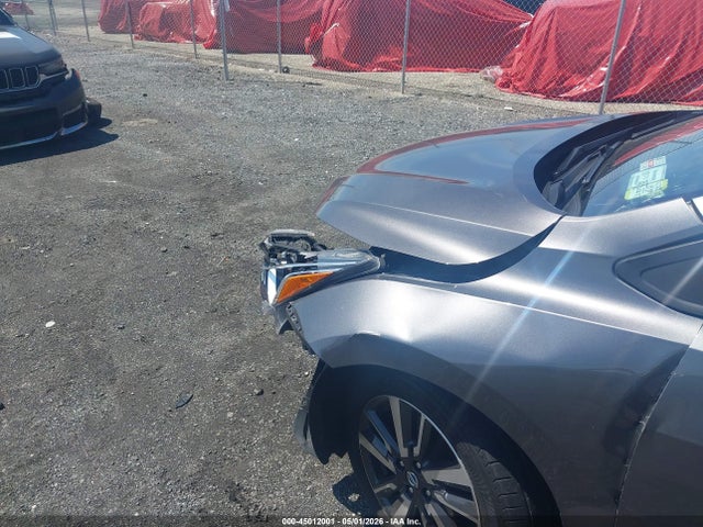 Продажа на аукционе авто 2021 Nissan Versa Sv Xtronic Cvt, vin: 3N1CN8EV0ML876273, номер лота: 45012001