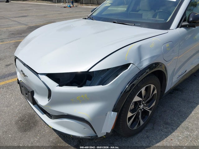 Продаж на аукціоні авто 2023 Ford Mustang Mach-e Premium, vin: 3FMTK3R73PMA41430, номер лоту: 45012042