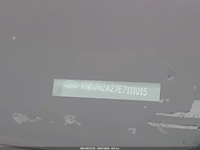 KNDJN2A27E7111015 KIA Soul !