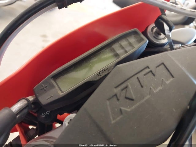 45012150 :رقم المزاد ، VBKEXK404NM441345 vin ، 2022 Ktm 500 Exc-f Six Days مزاد بيع