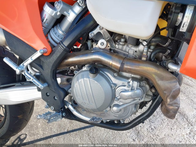 45012150 :رقم المزاد ، VBKEXK404NM441345 vin ، 2022 Ktm 500 Exc-f Six Days مزاد بيع