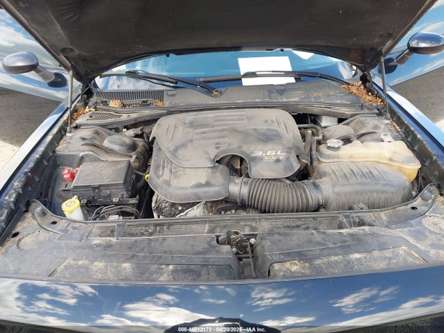 Продажа на аукционе авто 2019 Dodge Challenger Sxt, vin: 2C3CDZAG5KH560813, номер лота: 45012173