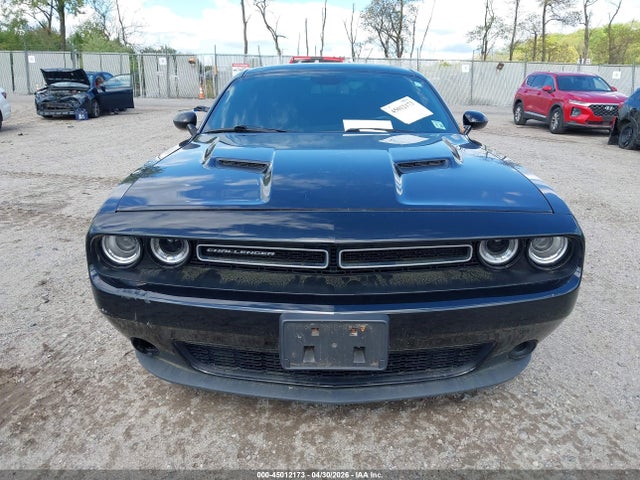 Продажа на аукционе авто 2019 Dodge Challenger Sxt, vin: 2C3CDZAG5KH560813, номер лота: 45012173