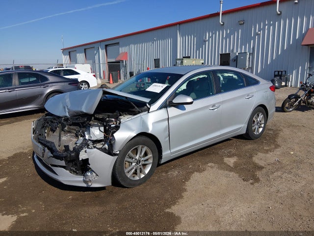 Hyundai SONATA SE 2016 5NPE24AF5GH305968 Image 2
