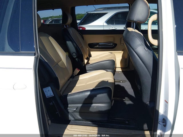 45012183 :رقم المزاد ، KNDMC5C10F6036142 vin ، 2015 Kia Sedona Sx مزاد بيع