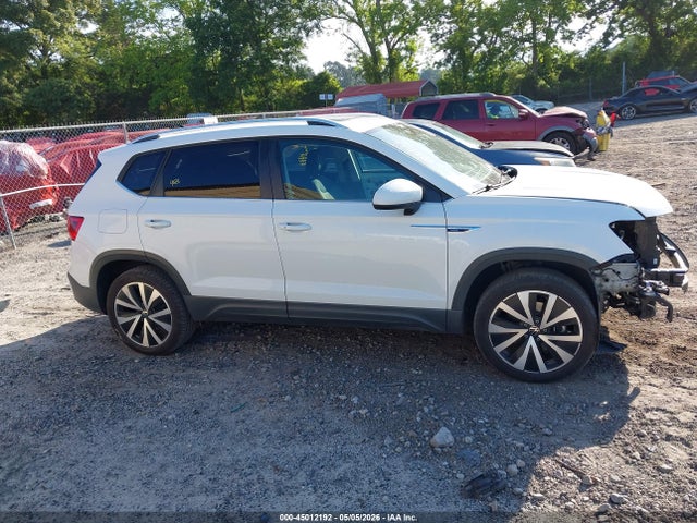 Продаж на аукціоні авто 2022 Volkswagen Taos 1.5t Se, vin: 3VVLX7B28NM067631, номер лоту: 45012192