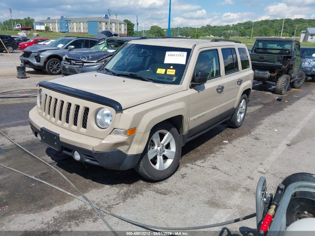 45012212 :رقم المزاد ، 1C4NJPBBXGD777587 vin ، 2016 Jeep Patriot Sport مزاد بيع