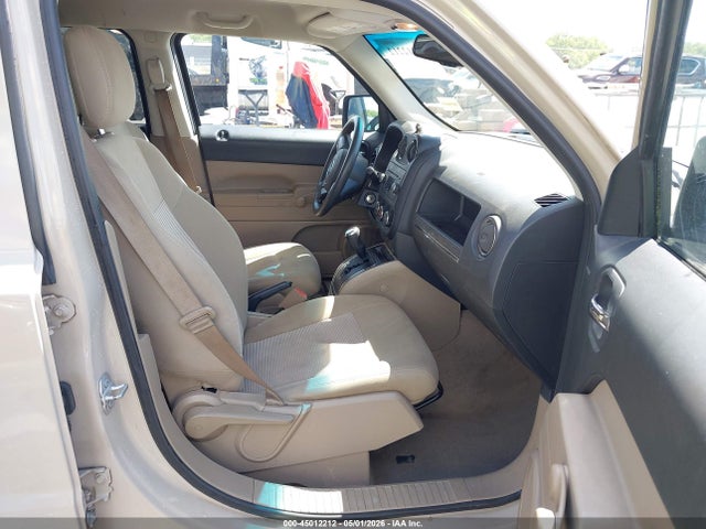 45012212 :رقم المزاد ، 1C4NJPBBXGD777587 vin ، 2016 Jeep Patriot Sport مزاد بيع