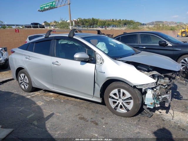 JTDKARFU1G3006922 Toyota Prius Four