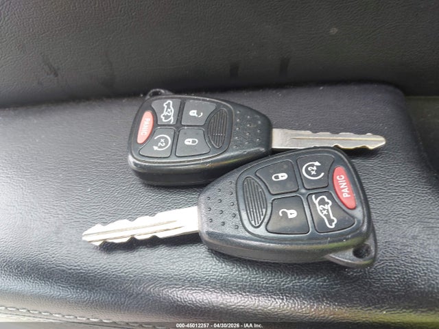 2014 Chrysler 200 Limited მანქანა იყიდება აუქციონზე, vin: 1C3CCBCG2EN172988, აუქციონის ნომერი: 45012257