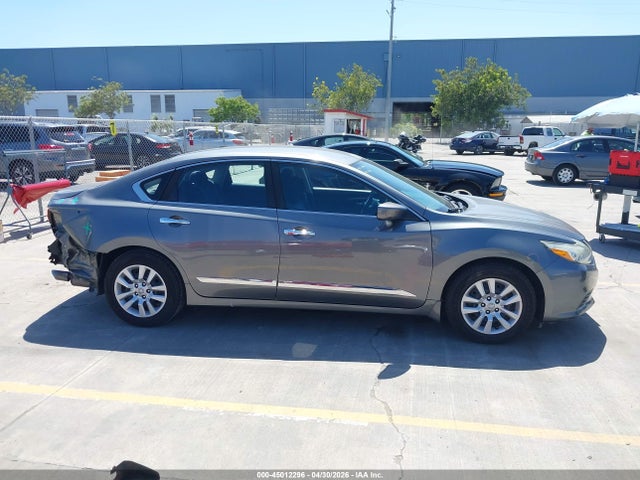 Nissan Altima 2.5 S 2016 1N4AL3AP8GC112925 Image 14