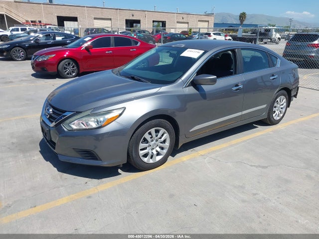 Nissan Altima 2.5 S 2016 1N4AL3AP8GC112925 Image 2