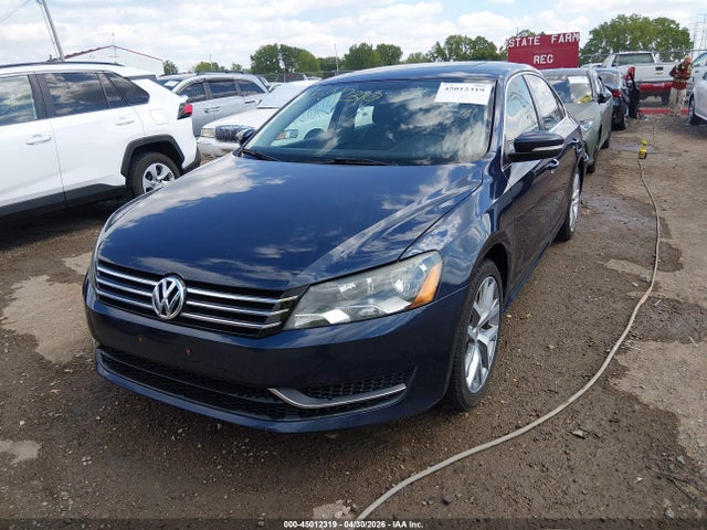 45012319 :رقم المزاد ، 1VWBS7A36EC065068 vin ، 2014 Volkswagen Passat 1.8t Se مزاد بيع