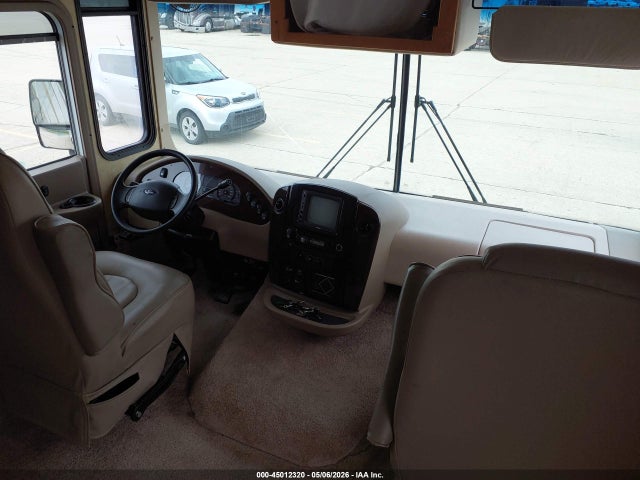 45012320 :رقم المزاد ، 1F6NF53Y260A01455 vin ، 2006 Ford F550 Super Duty Stripped Chass مزاد بيع