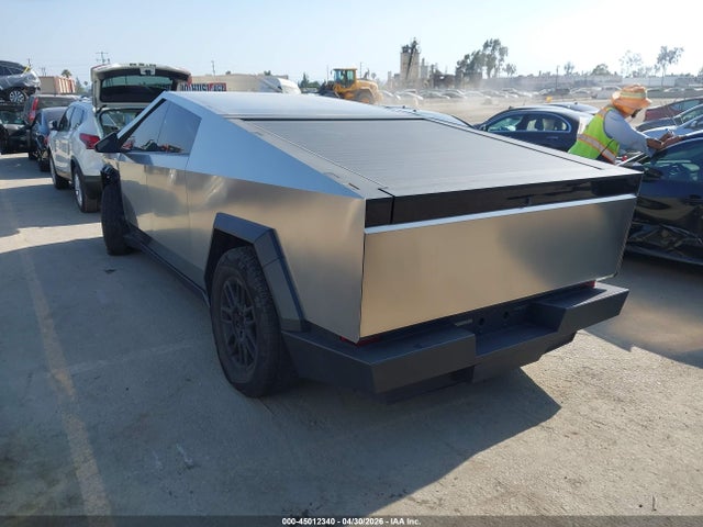 Продажа на аукционе авто 2024 Tesla Cybertruck All-wheel Drive, vin: 7G2CEHED8RA056642, номер лота: 45012340