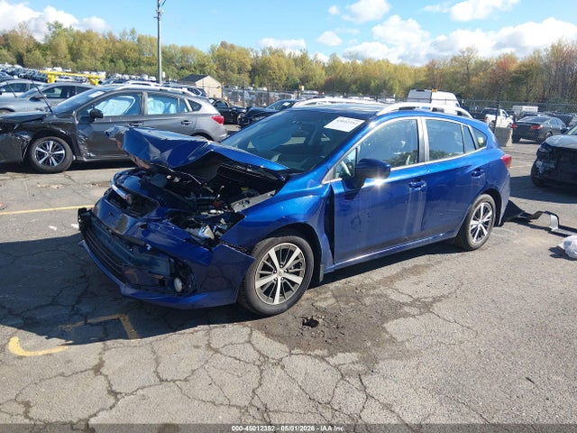 45012352 :رقم المزاد ، 4S3GTAD65P3713317 vin ، 2023 Subaru Impreza Premium 5-door مزاد بيع