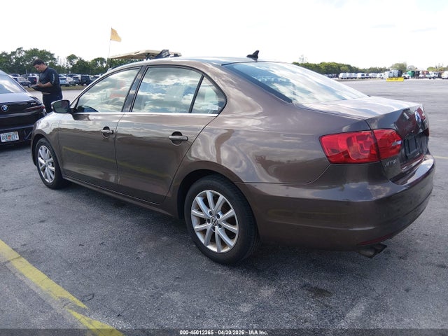 2014 Volkswagen Jetta 1.8t Se მანქანა იყიდება აუქციონზე, vin: 3VWD07AJ5EM419237, აუქციონის ნომერი: 45012365