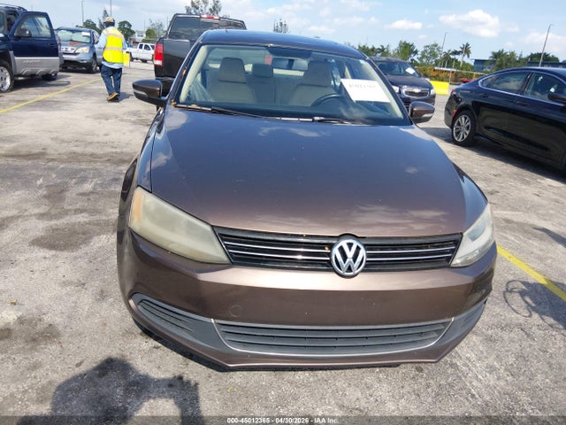 2014 Volkswagen Jetta 1.8t Se მანქანა იყიდება აუქციონზე, vin: 3VWD07AJ5EM419237, აუქციონის ნომერი: 45012365