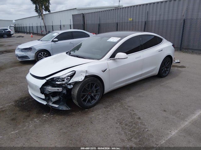 45012375 :رقم المزاد ، 5YJ3E1EA1LF660012 vin ، 2020 Tesla Model 3 Standard Range Plus Rear-wheel Drive/standard Range Rear-wheel Drive مزاد بيع