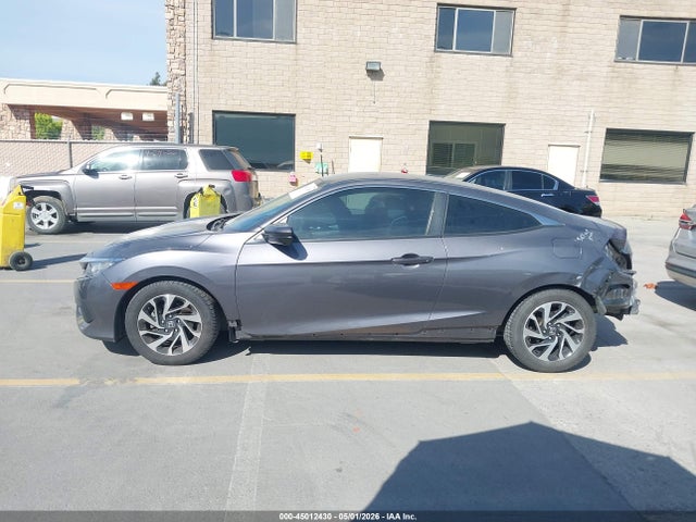 45012430 :رقم المزاد ، 2HGFC4B53HH312498 vin ، 2017 Honda Civic Lx مزاد بيع