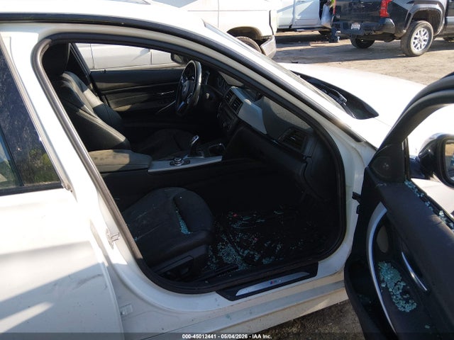 45012441 :رقم المزاد ، WBA3B3C59DF535683 vin ، 2013 Bmw 328i Xdrive مزاد بيع