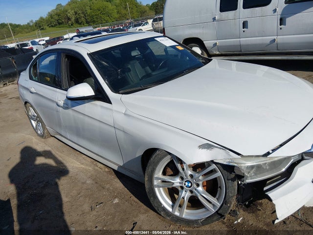 45012441 :رقم المزاد ، WBA3B3C59DF535683 vin ، 2013 Bmw 328i Xdrive مزاد بيع
