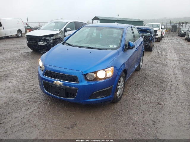 45012471 :رقم المزاد ، 1G1JC5SH8G4165818 vin ، 2016 Chevrolet Sonic Lt Auto مزاد بيع