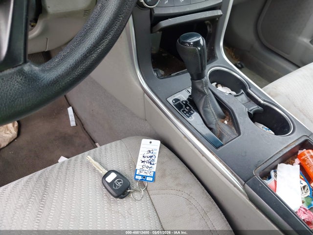 2015 Toyota Camry Le მანქანა იყიდება აუქციონზე, vin: 4T1BF1FK7FU992060, აუქციონის ნომერი: 45012480