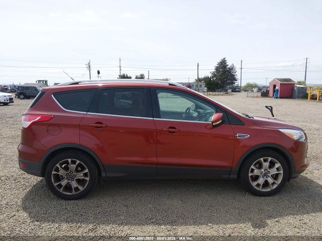 1FMCU9JX7GUB81825 Ford Escape Titanium