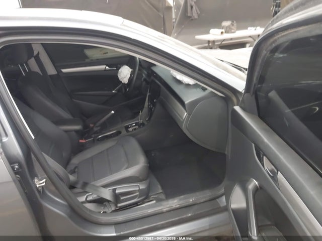 2022 Volkswagen Passat 2.0t Se მანქანა იყიდება აუქციონზე, vin: 1VWSA7A34NC005602, აუქციონის ნომერი: 45012587
