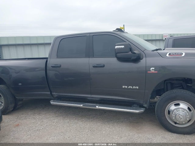 45012591 :رقم المزاد ، 3C63RRHL6RG283011 vin ، 2024 Ram 3500 مزاد بيع