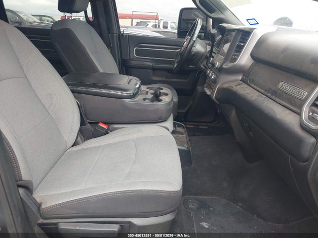 45012591 :رقم المزاد ، 3C63RRHL6RG283011 vin ، 2024 Ram 3500 مزاد بيع