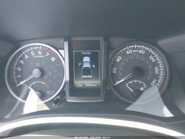 2022 Toyota Tacoma Trd Off Road მანქანა იყიდება აუქციონზე, vin: 3TYCZ5AN5NT083069, აუქციონის ნომერი: 45012592