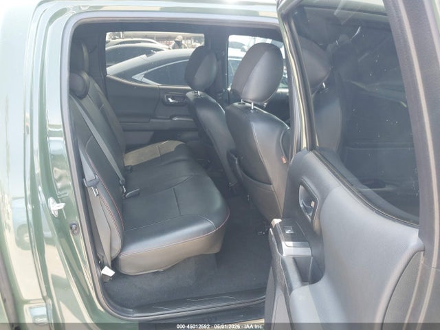 2022 Toyota Tacoma Trd Off Road მანქანა იყიდება აუქციონზე, vin: 3TYCZ5AN5NT083069, აუქციონის ნომერი: 45012592