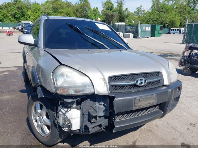 Продажа на аукционе авто 2005 Hyundai Tucson Gls/lx, vin: KM8JN12D95U044800, номер лота: 45012614