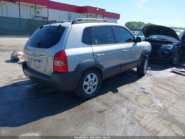 Продажа на аукционе авто 2005 Hyundai Tucson Gls/lx, vin: KM8JN12D95U044800, номер лота: 45012614