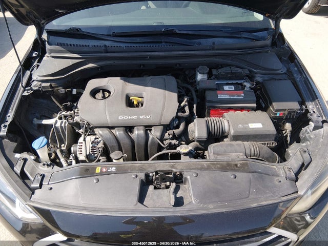 5NPD84LF4JH231666 Hyundai ELANTRA SEL