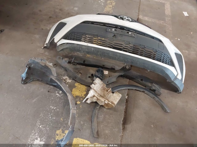 Toyota C-HR LE 2021 NMTKHMBX4MR139567 Image 12