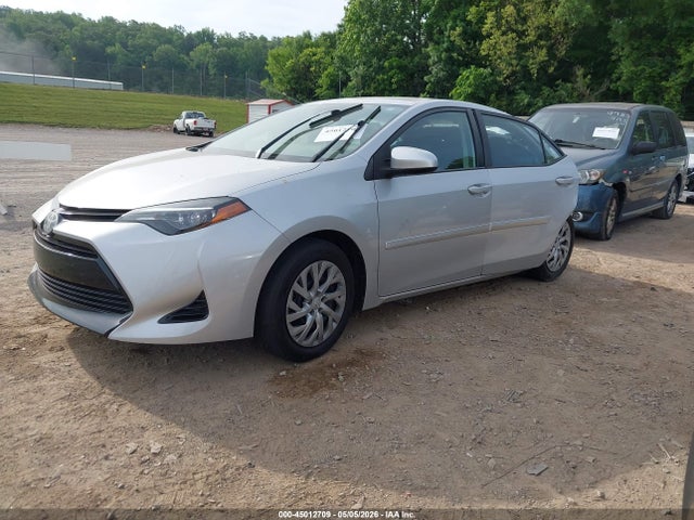 2018 Toyota Corolla Le მანქანა იყიდება აუქციონზე, vin: 5YFBURHE5JP738708, აუქციონის ნომერი: 45012709