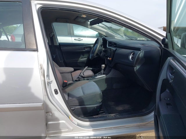 2018 Toyota Corolla Le მანქანა იყიდება აუქციონზე, vin: 5YFBURHE5JP738708, აუქციონის ნომერი: 45012709