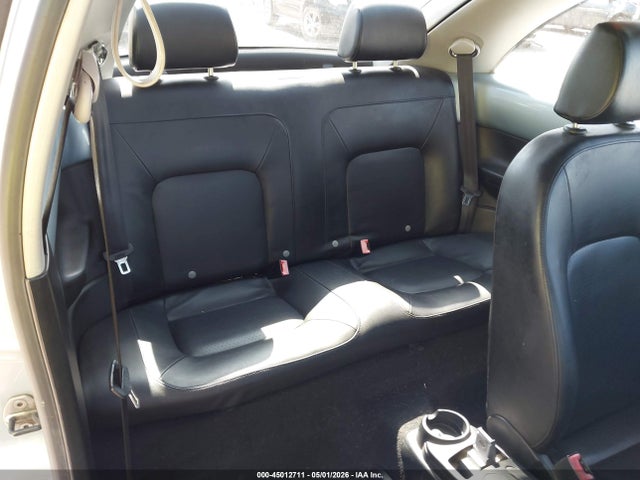 2010 Volkswagen New Beetle 2.5l მანქანა იყიდება აუქციონზე, vin: 3VWPG3AG8AM010634, აუქციონის ნომერი: 45012711