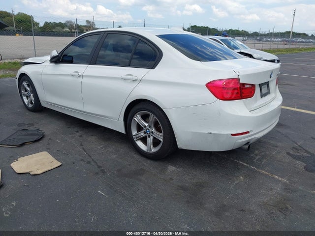 Продажа на аукционе авто 2015 Bmw 320i, vin: WBA3B1C58FP681106, номер лота: 45012716