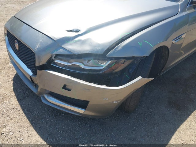 SAJBJ4BV4HCY43054 Jaguar Xf 35t Premium