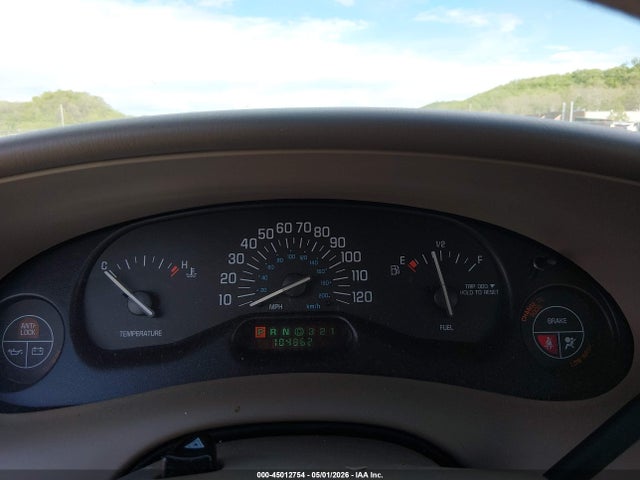 2002 Buick Century Custom მანქანა იყიდება აუქციონზე, vin: 2G4WS52J121257470, აუქციონის ნომერი: 45012754