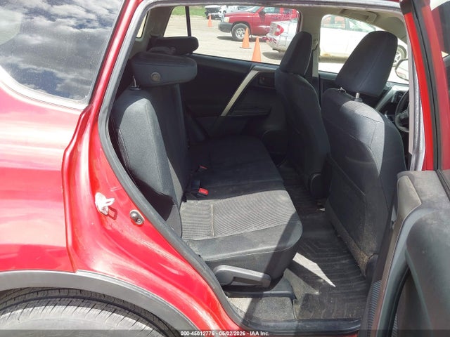 45012776 :رقم المزاد ، JTMBFREVXFJ042890 vin ، 2015 Toyota Rav4 Le مزاد بيع